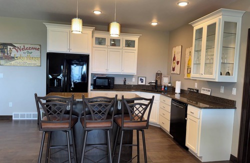 Sturgeon Bay House | SUNSETS ON THE BLUFF! WATERVIEW!