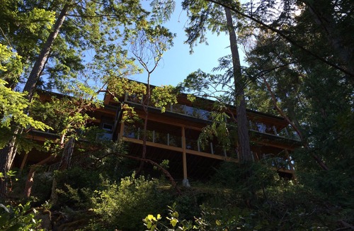 Lund House | Sunshine Coast Gem : Close to Savary Island with conveniences of the Mainland