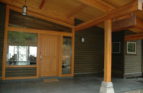Lund House | Sunshine Coast Gem : Close to Savary Island with conveniences of the Mainland
