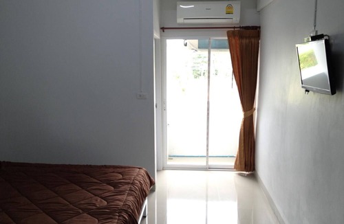 Kabin Buri Hotel | Sunshine Mansion