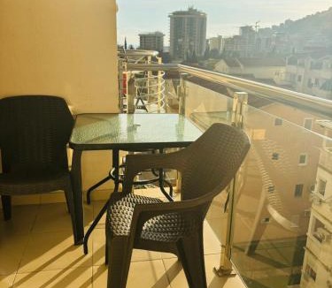Maini Apartment | Sunshine