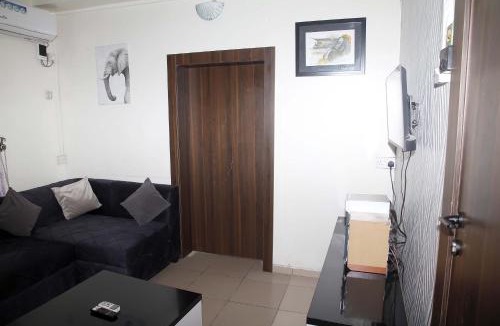 Yaba Apartment | Sunshine Place C1