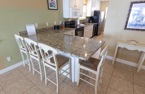 East End House | Sunshine & Savings 20% OFF! 3BR/3BA Dog-Friendly, BEACHFRONT