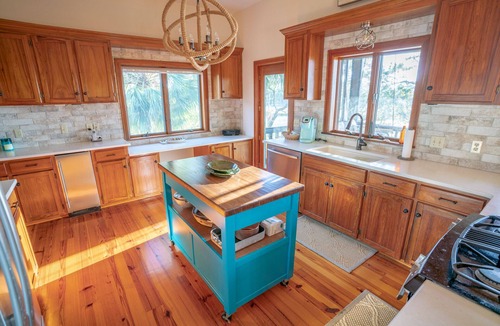 Plantation House | Sunshine & Savings 20% OFF! Canal Front, small dog ok, dock