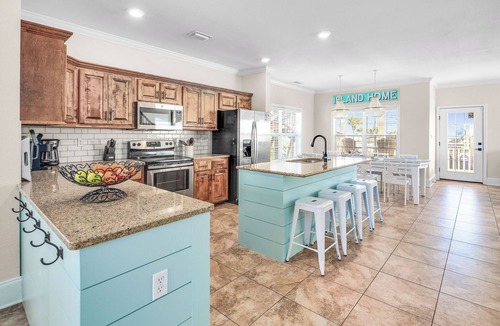 St. George Island House | Sunshine & Savings 20% OFF! Family-Friendly w/Private Pool, Gulf Views