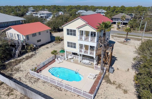 St. George Island House | Sunshine & Savings 20% OFF! Family-Friendly w/Private Pool, Gulf Views