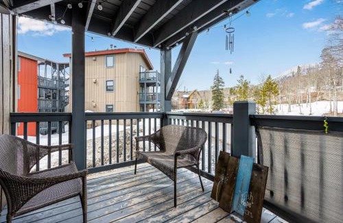 Wildernest Apartment | Sunshine & Snowfall