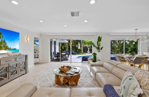 Imperial Point House | Sunshine State Stay - Your Private Fort Lauderdale Retreat - 30 min to FIFA!
