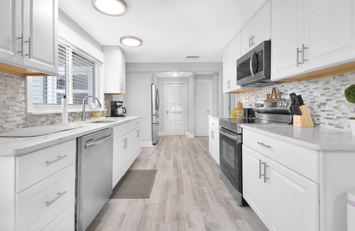 Pinellas Park House | Sunshine Stay 3Bed 2Bath Oasis Near Beaches And Downtown St Petersburg