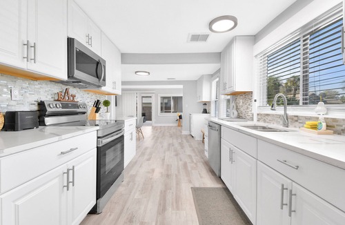 Pinellas Park House | Sunshine Stay 3Bed 2Bath Oasis Near Beaches And Downtown St Petersburg