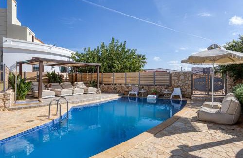 Skotino House | Sunshine Villa with Private Pool by Estia