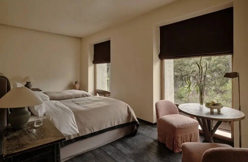 Deqen County Hotel | Sunyata