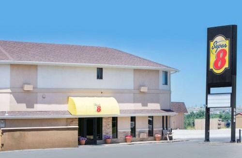 Casper Hotel | Super 8 by Wyndham Casper West by the River