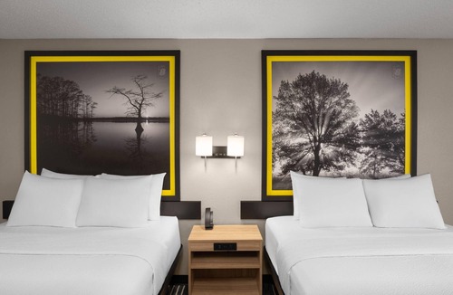 Graysville Hotel | Super 8 by Wyndham Chattanooga East/Hamilton Place