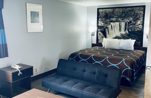 Corbin Hotel | Super 8 by Wyndham Corbin/London KY