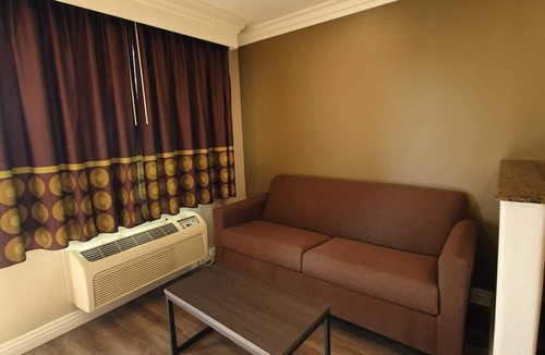 Cypress Hotel | Super 8 by Wyndham Cypress Buena Park Area