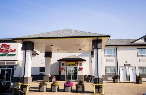 Drayton Valley Hotel | Super 8 by Wyndham Drayton Valley