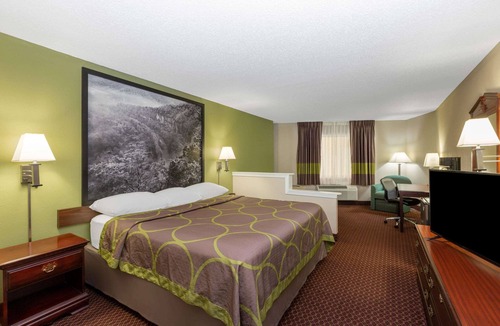 Eureka Springs Hotel | Super 8 by Wyndham Eureka Springs