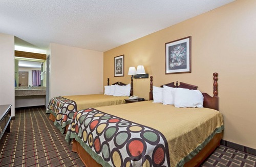 Franklin Hotel | Super 8 by Wyndham Franklin Hwy 31