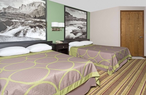 Green River Hotel | Super 8 by Wyndham Green River