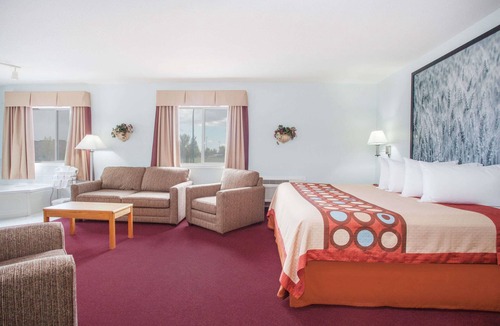 Kindersley Hotel | Super 8 by Wyndham Kindersley