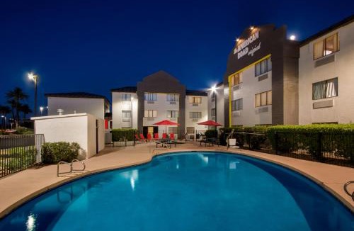 Mesa Hotel | Super 8 by Wyndham Mesa Gilbert