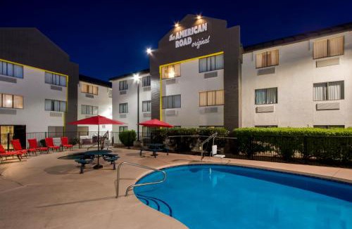 Mesa Hotel | Super 8 by Wyndham Mesa Gilbert