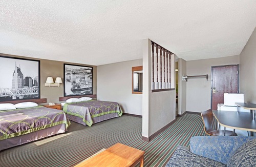 Talbot's Corner Hotel | Super 8 by Wyndham Nashville/Dntn/Opryland Area