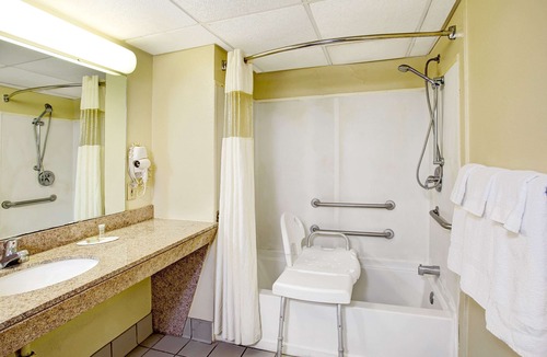 Walterboro - St. George Hotel | Super 8 by Wyndham Walterboro
