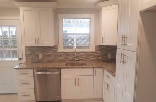 Jefferson House | SUPER BOWL SPECIAL 7.5 miles from the superdome Charming 3-bedroom 1 bath house