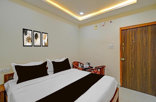 Hyderabad Hotel | Super Collection O Hyderabad Central University