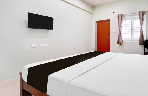 Tirupur Hotel | Super Collection O Karumathampatti