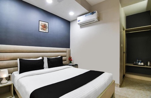 Kolkata Hotel | Super Collection O Ruby Formerly Hiland International