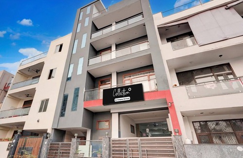 Noida House | Super Collection O Sector 20 Noida