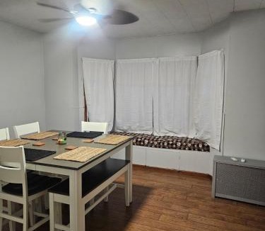 Scranton House | Super Comfy Entire Home