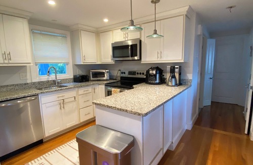 Oak Square House | super convenient 3-bedroom 2-bath house with Backyard in Boston