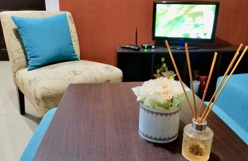 Imus Condo | Super Cute Hampton Suites In Great Location !