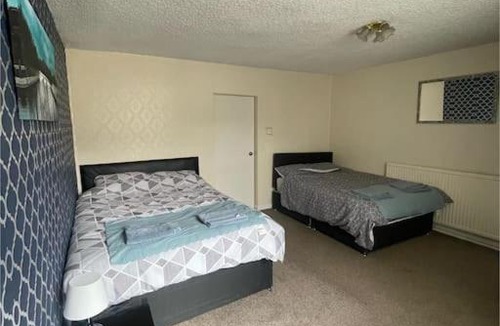Stanley Apartment | Super deluxe extra large 3 bedroom apartment