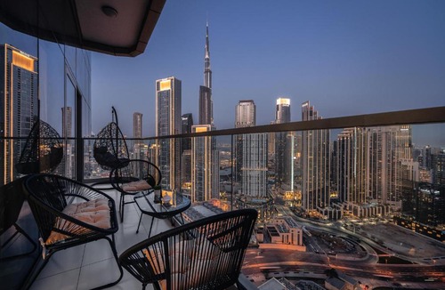 Downtown Dubai Apartment | Super High Infinity Pool & Stunning Burj Khalifa View, 3-Bedroom Apartment at Paramount Hotel Midtown