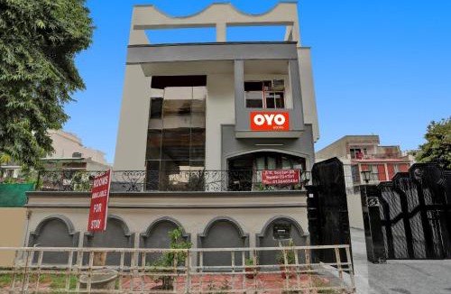 Baraula Hotel | Super HOTEL DIAMOND TREE SECTOR 49 NOIDA NEAR PRAYAG HOSPITAL