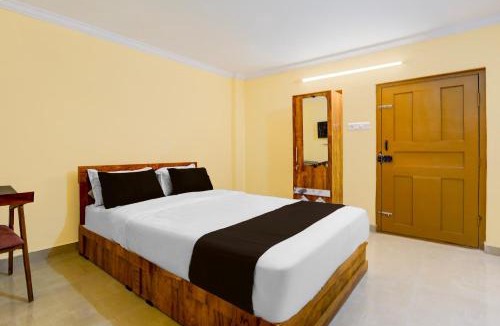Adoor Apartment | Super Hotel O KSRTC Pandalam Pathanamthitta Formerly Elite Tourist Homes