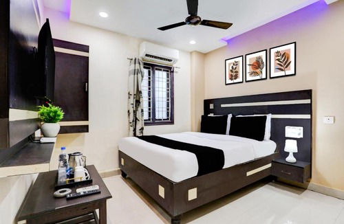 Rajahmundry Hotel | Super Hotel O Rajahmundry Central Railway Station Formerly Sanjeevi Residency