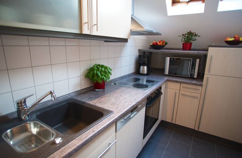 Marbach am Neckar Apartment | Super nice, 2 room apartment. 10Km to Ludwigsburg, 20Km to Stuttgart