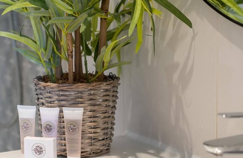 Montpelier Apartment | Super Smart Central Brighton Town House | By My Getaways