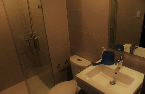 Pasay Apartment | Super Spacious Studio Unit with balcony 3 min away from NAIA T3