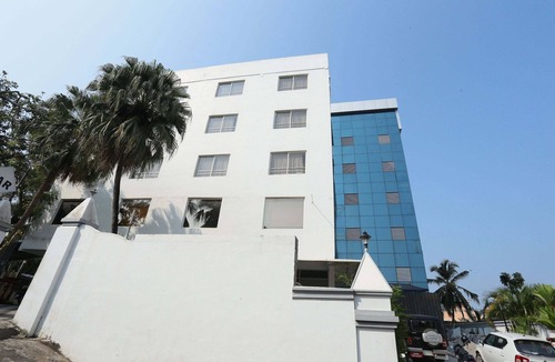 Palayam House | Super Townhouse Prince Palace