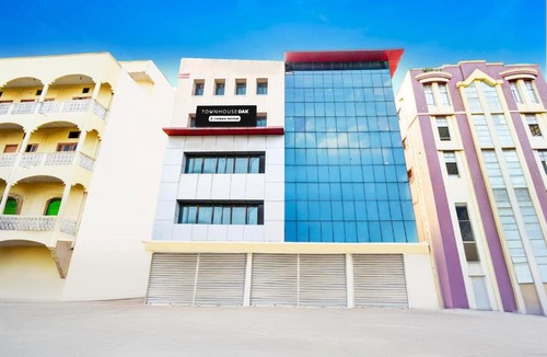 Hyderabad Hotel | Super Townhouse OAK Santosh Nagar Hyderabad