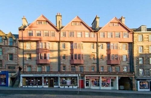 Old Town Apartment | Superb 1 bedroom + sofabed on the famous Royal Mile, 150 metres to Edinburgh Castle