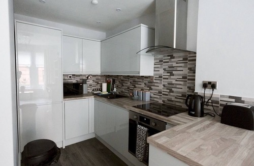 Partick Apartment | Superb 1Bed Flat in Fabulous West End - Pass the Keys