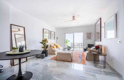 Marbella Apartment | Superb duplex with a panoramic sea view